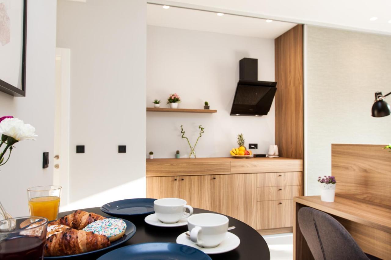Rooms And Apartments Glossy 자그레브 외부 사진