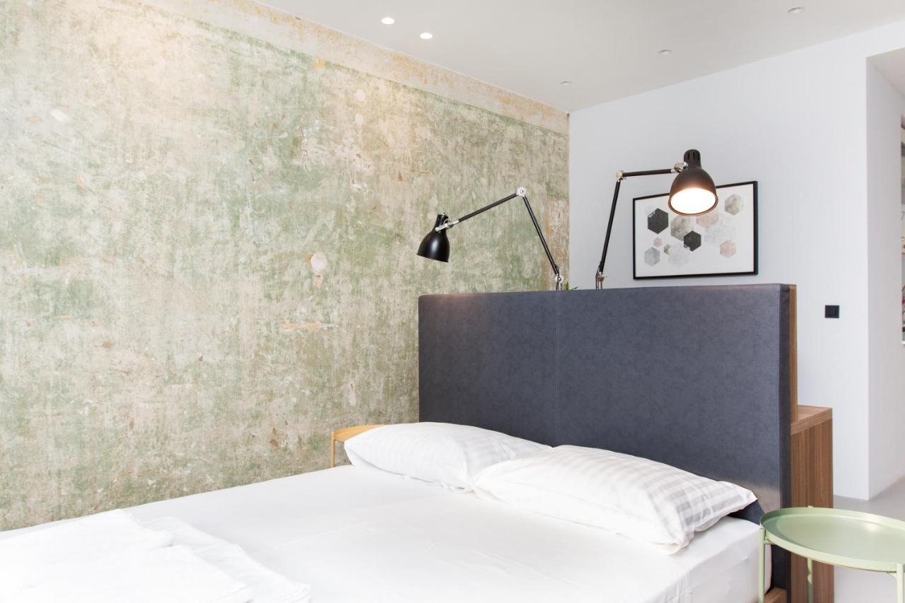 Rooms And Apartments Glossy 자그레브 외부 사진